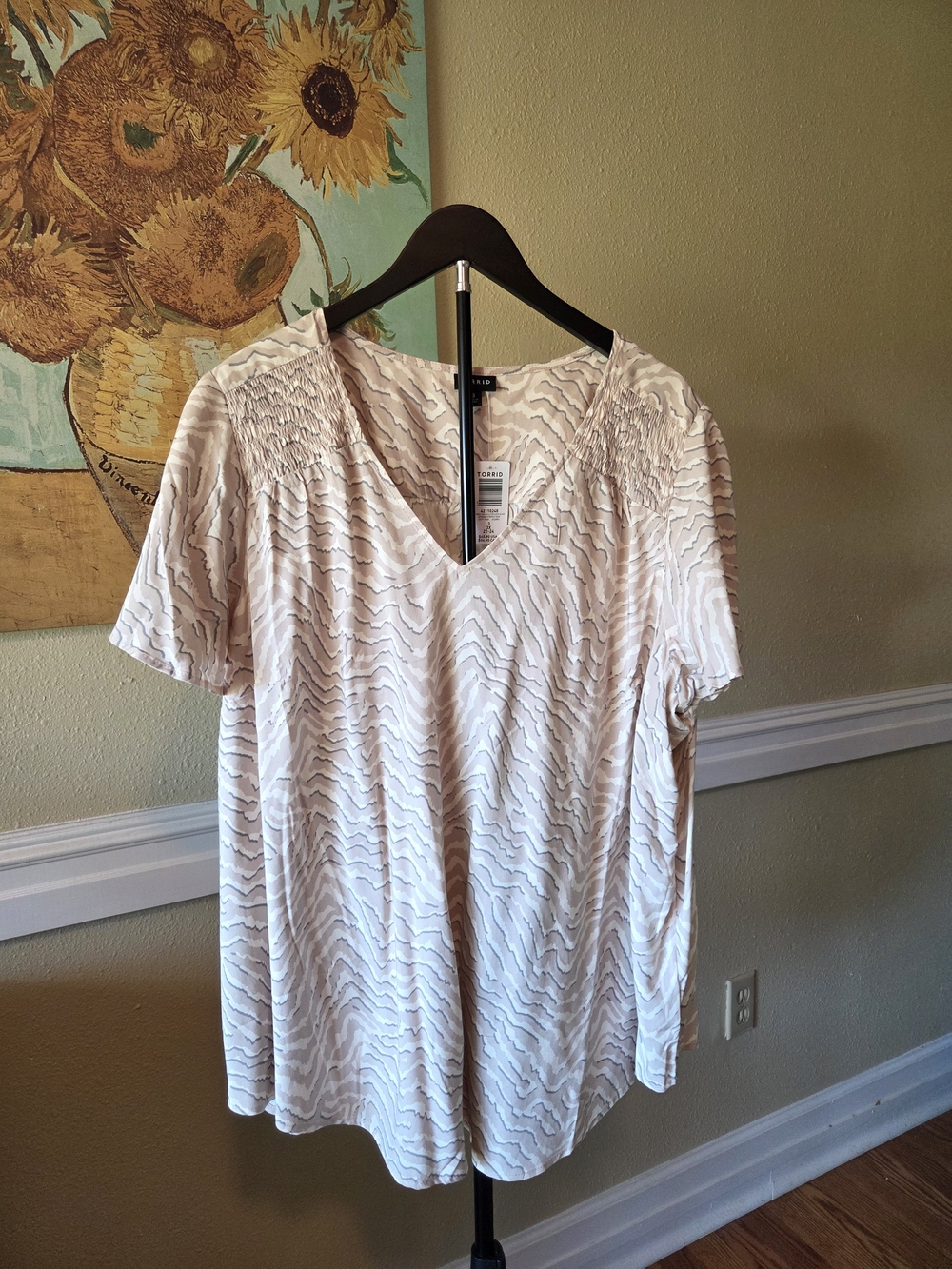Torrid Cream / White Blouse Shirt - 3X